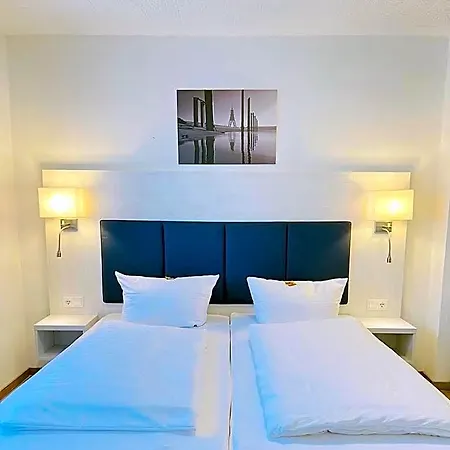 Haus Zur Heimat 3* 쿡스하펜